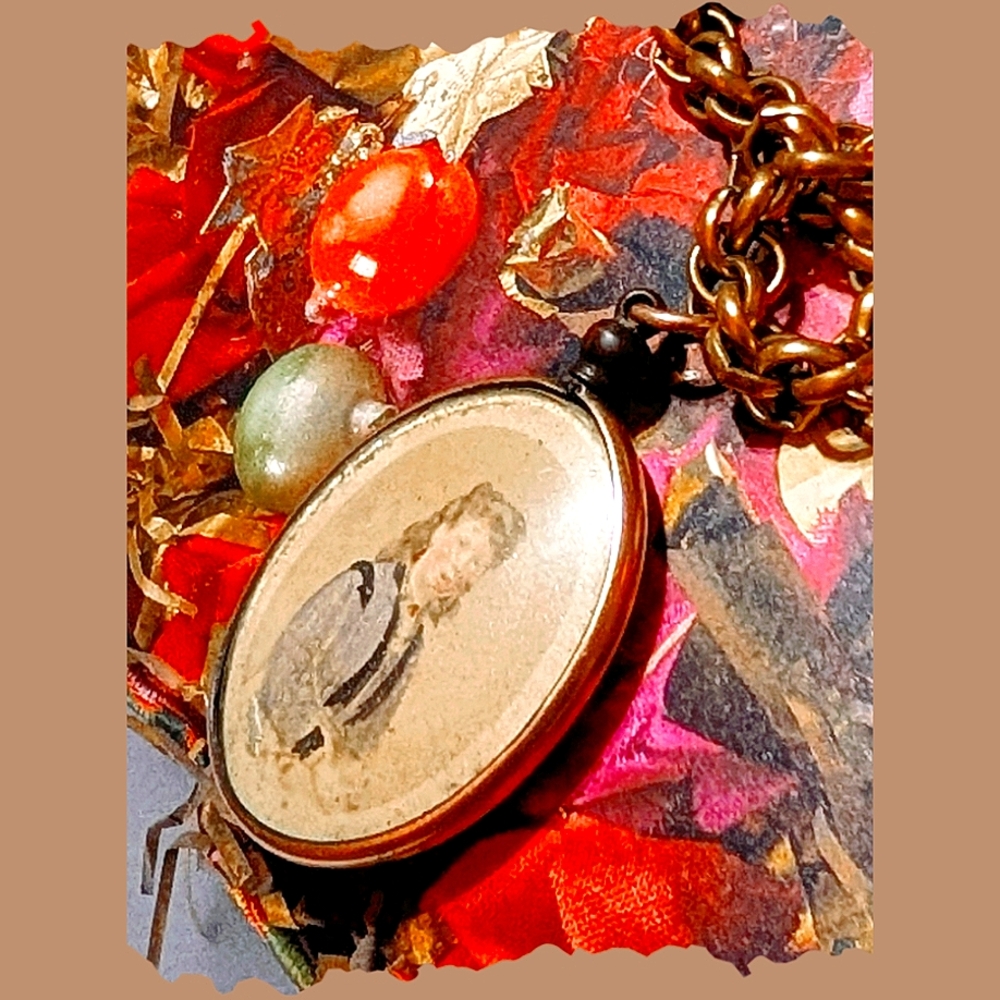 1800s Victorian Era Open Locket Hand Painted Portrait Necklace - Picture 4 of 8